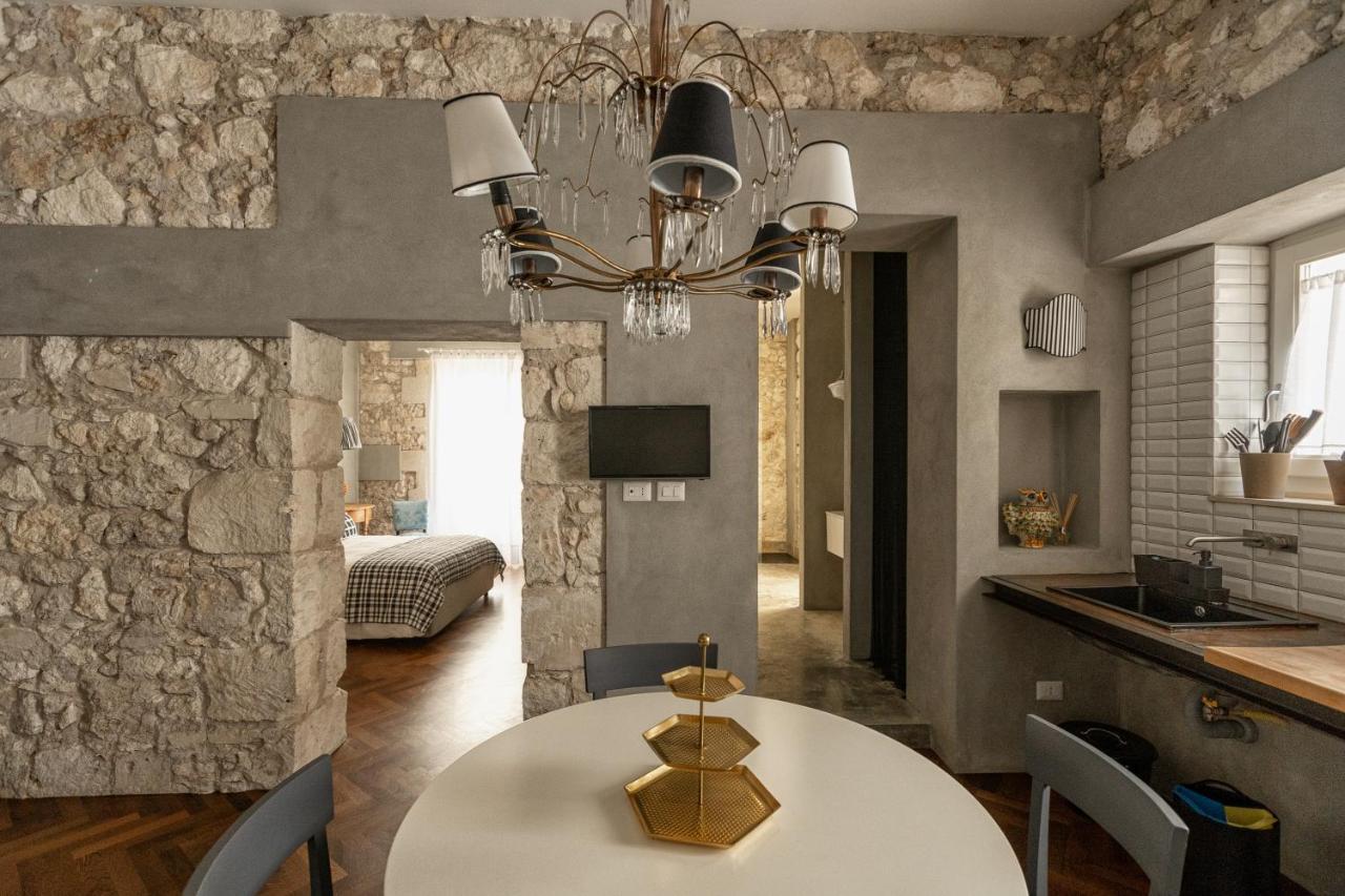 Suite San Tommaso - Ortigia Holidays Syrakuzy Zewnętrze zdjęcie