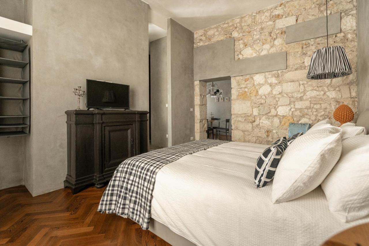 Suite San Tommaso - Ortigia Holidays Syrakuzy Zewnętrze zdjęcie
